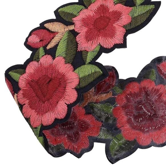 🍃NWOT Embroidered Floral Patch Choker Necklace Pink Green Black Adjustable OSFM - Picture 13 of 16